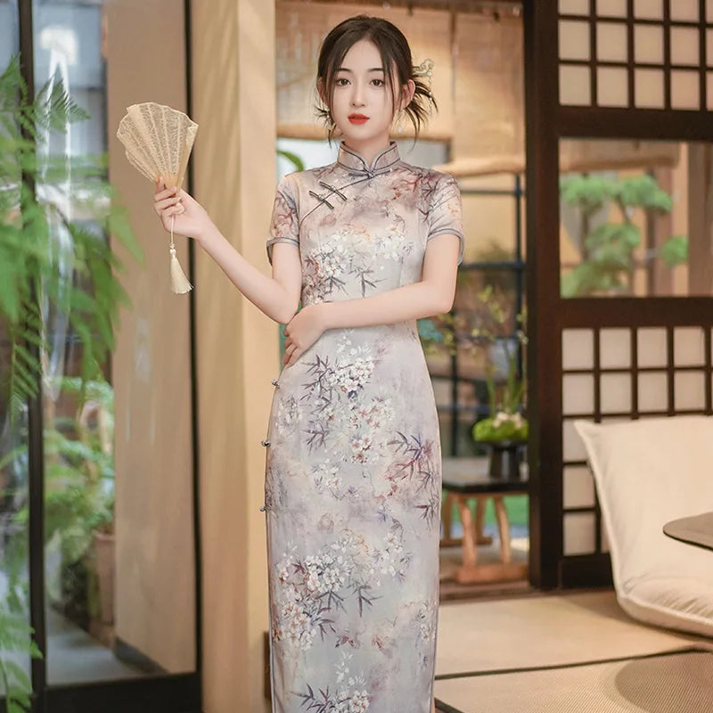 WorkNoir Floral Cheongsam Dress | Quiet Vintage Detail